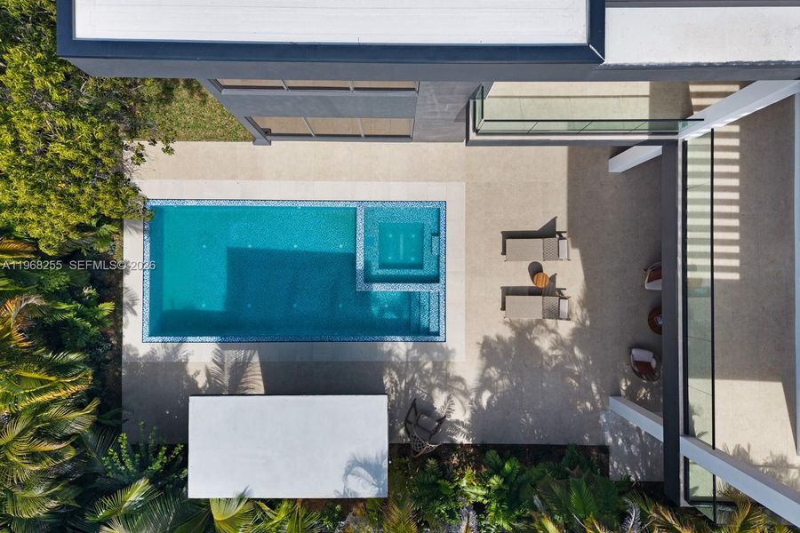 Exterior details and patio area of a home in , Miami (Image 36).