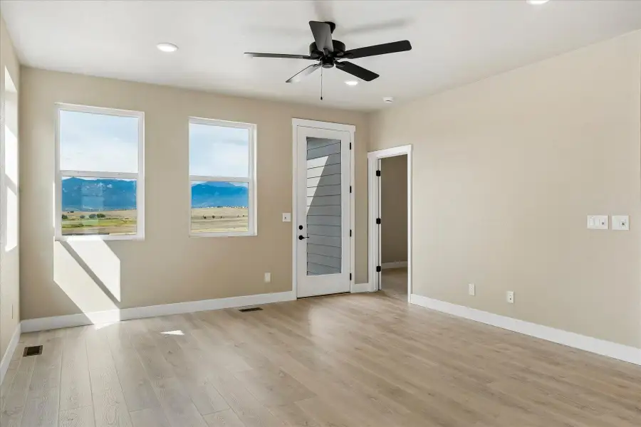 Spacious, unfurnished interior of a new home in The Trails at Aspen Ridge, Colorado Springs (Image 11). Spacious, unfurnished interior of a new home in The Trails at Aspen Ridge, Colorado Springs (Image 11).