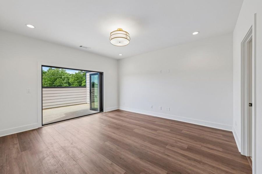 Spacious, unfurnished interior of a new home in Skyview On Broad, Sugar Hill (Image 37). Spacious, unfurnished interior of a new home in Skyview On Broad, Sugar Hill (Image 37).