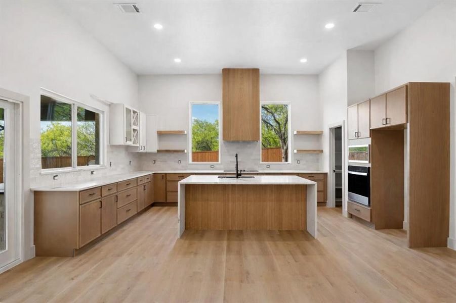 Furnished interior view inside a new home in , Sherman (Image 9).