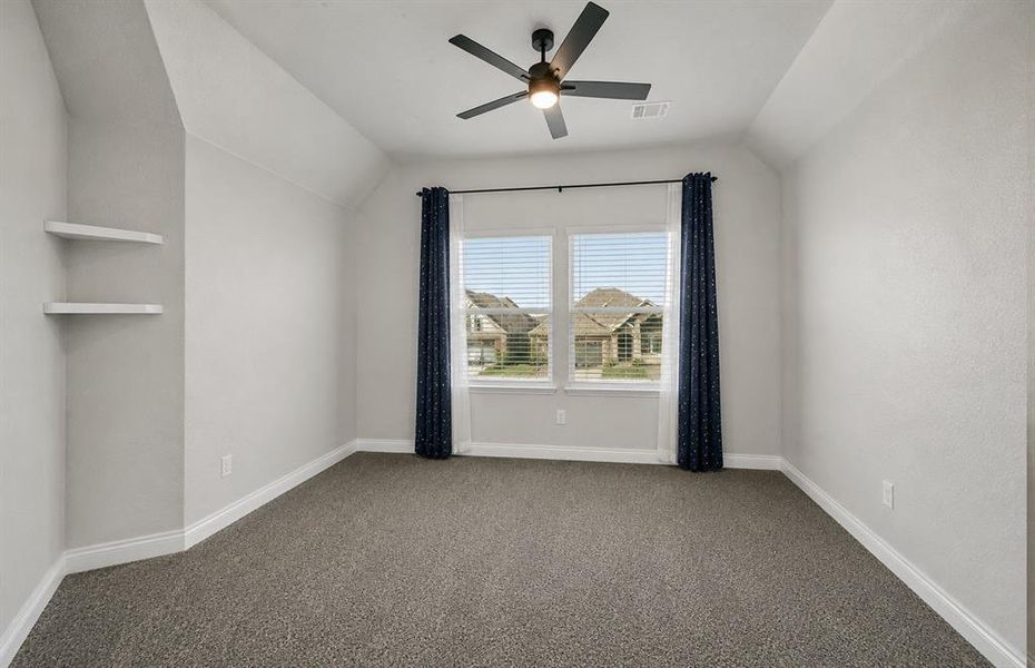 Spacious, unfurnished interior of a new home in , Waxahachie (Image 31).
