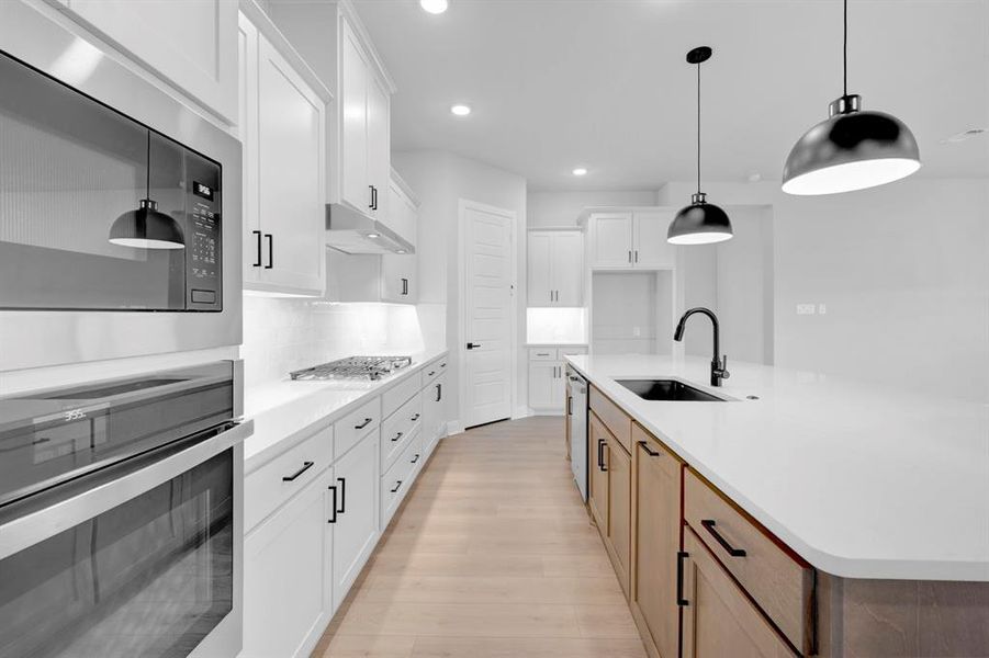 Furnished interior view inside a new home in Elements at Viridian - Traditional Series, Arlington (Image 7).