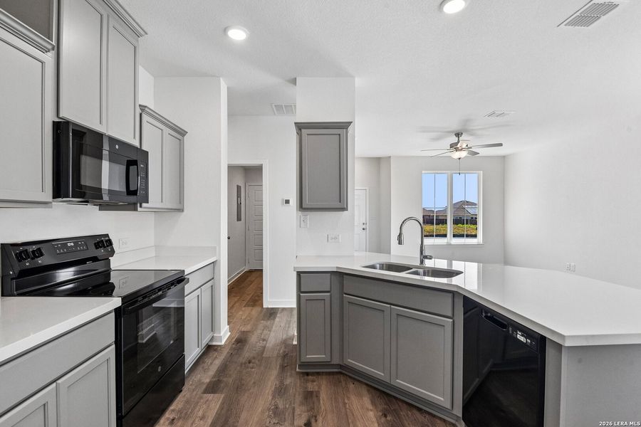 Furnished interior view inside a new home in Arroyo Ranch, Seguin (Image 10).