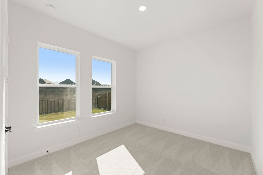 Spacious, unfurnished interior of a new home in Devonshire, Forney (Image 30).