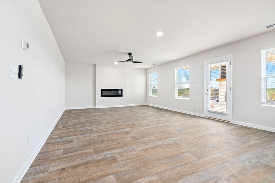 4br New Home in Hogansville, GA.  - Slide 16