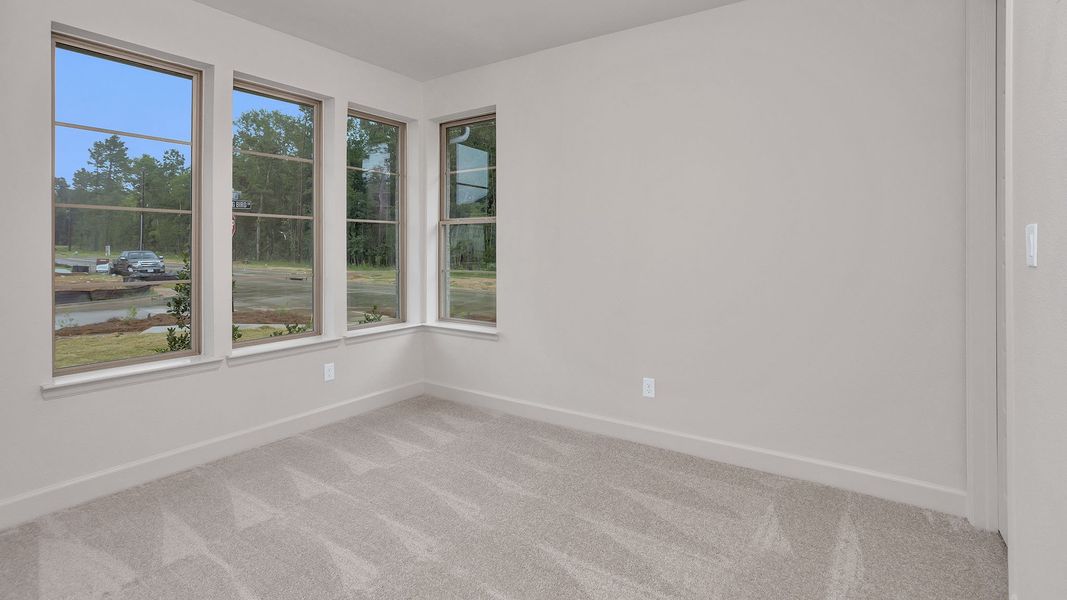 Spacious, unfurnished interior of a new home in Two Step Farm, Montgomery (Image 20).