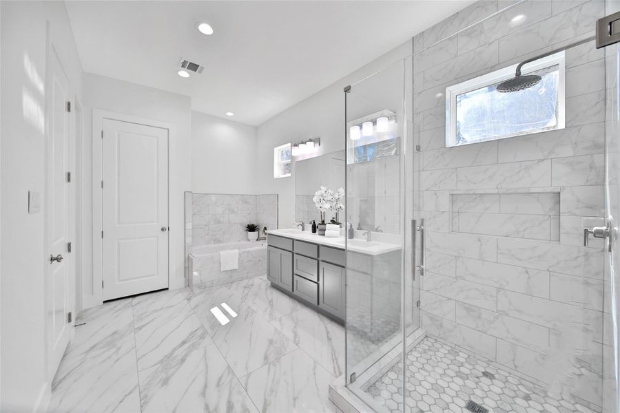 Furnished interior view inside a new home in , Houston (Image 29). Furnished interior view inside a new home in , Houston (Image 29).