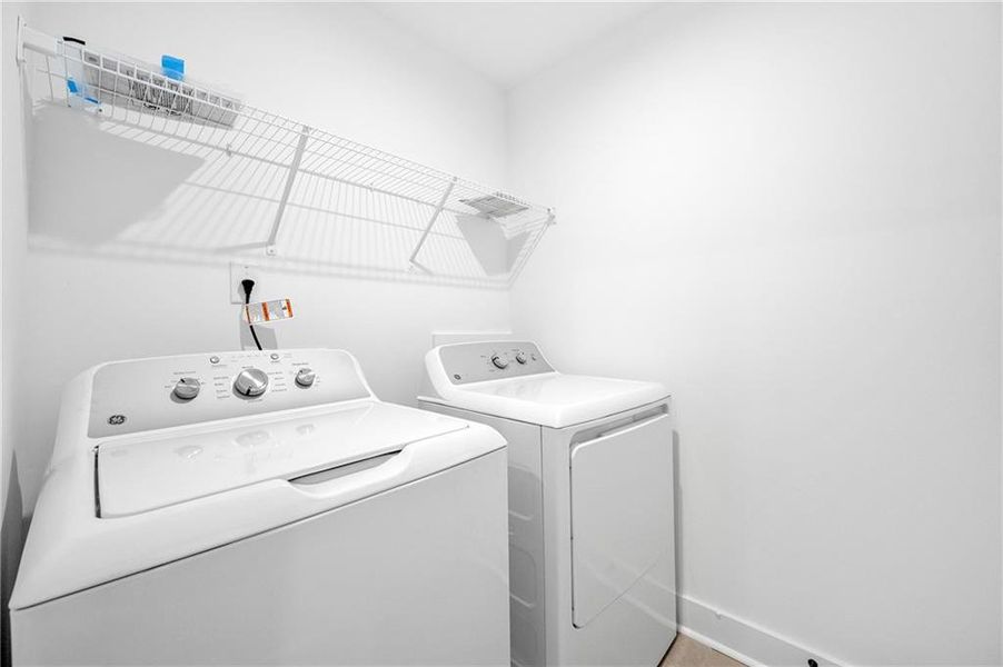 Furnished interior view inside a new home in Avondale Park, Decatur (Image 4).