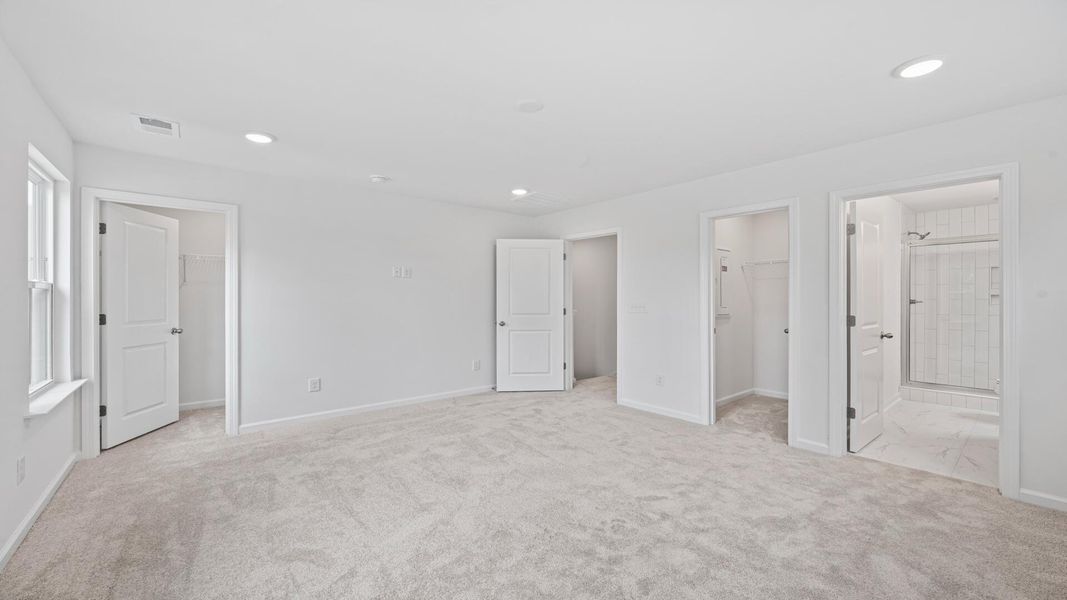 Spacious, unfurnished interior of a new home in Park Circle Single Family Homes, North Charleston (Image 17).