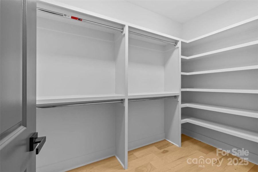 Spacious, unfurnished interior of a new home in , Charlotte (Image 15).