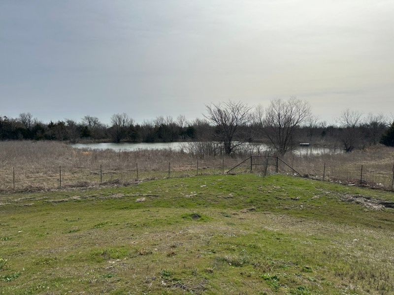 Natural landscape and outdoor views near Fannin Ranch in Leonard (Image 9). Natural landscape and outdoor views near Fannin Ranch in Leonard (Image 9).