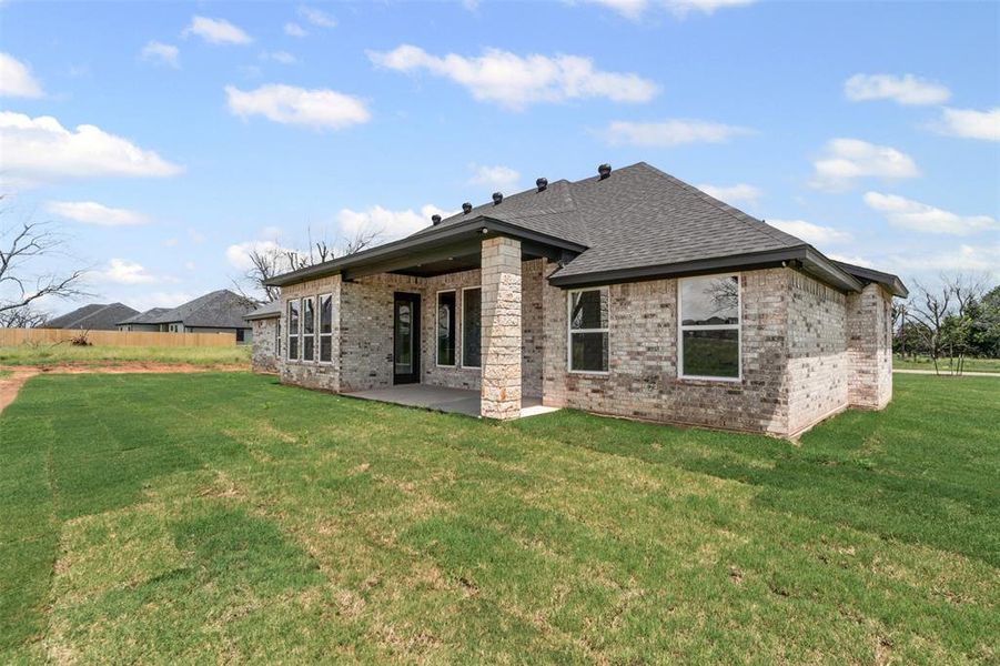 Exterior details and patio area of a home in Pecan Plantation, Granbury (Image 28). Exterior details and patio area of a home in Pecan Plantation, Granbury (Image 28).