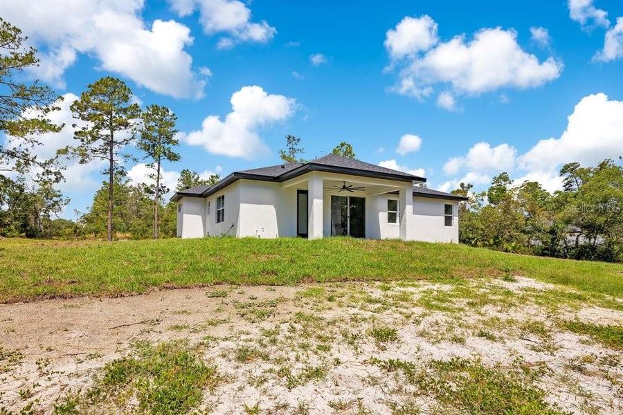 Exterior details and patio area of a home in , Eustis (Image 24).