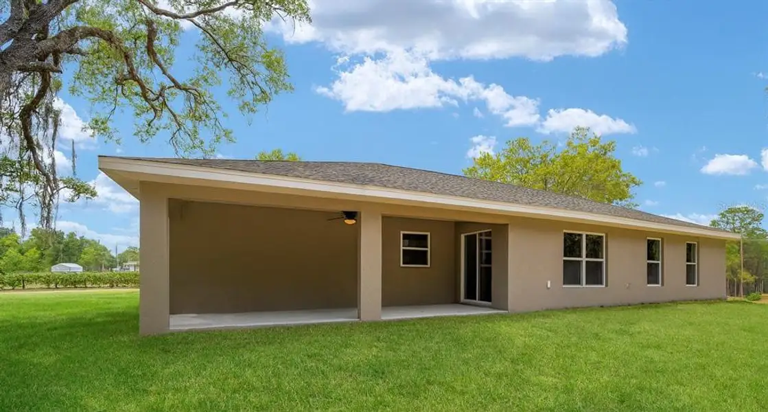 Exterior details and patio area of a home in , Ocala (Image 4). Exterior details and patio area of a home in , Ocala (Image 4).