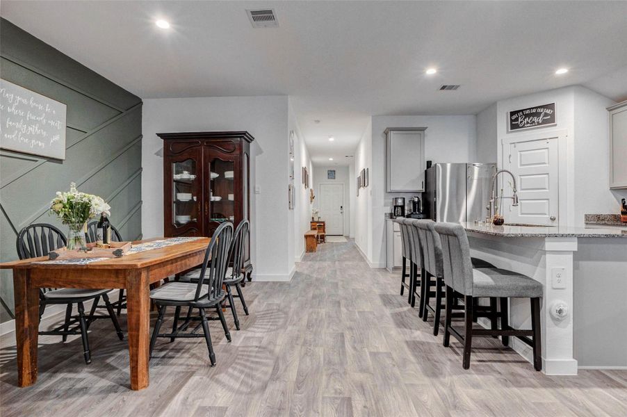 Furnished interior view inside a new home in Tamarron, Fulshear (Image 14). Furnished interior view inside a new home in Tamarron, Fulshear (Image 14).