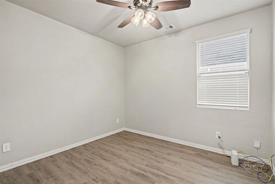 Spacious, unfurnished interior of a new home in Palmilla Springs - Classic Series, Fort Worth (Image 28).