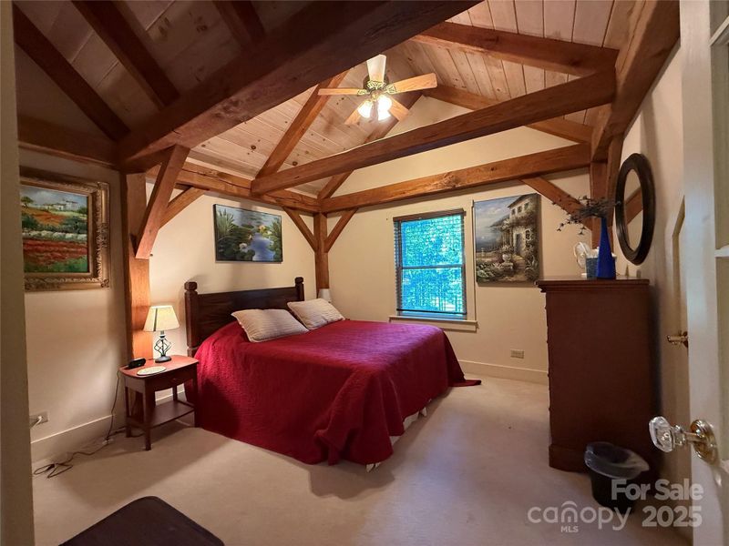 Image 28 of a home in .