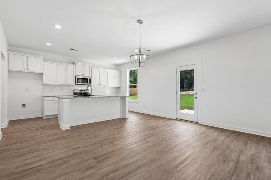 Spacious, unfurnished interior of a new home in Savoy Park, Covington (Image 27).