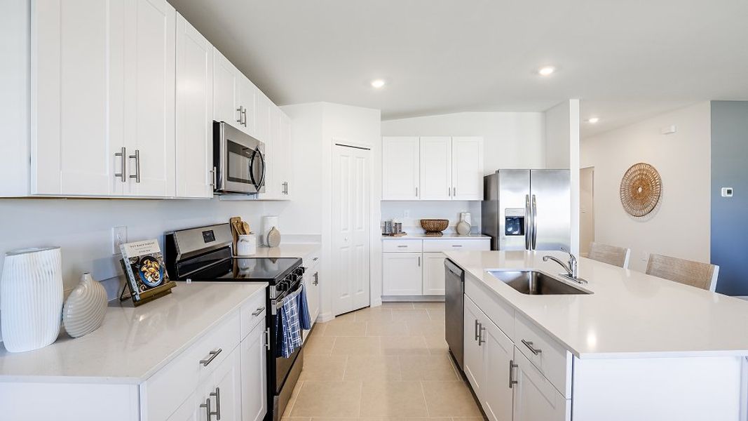 Florida Core P002 Bravo Kitchen 3of5 F1 Base5 10 24 25 Florida Core P002 Bravo Kitchen 3of5 F1 Base5 10 24 25