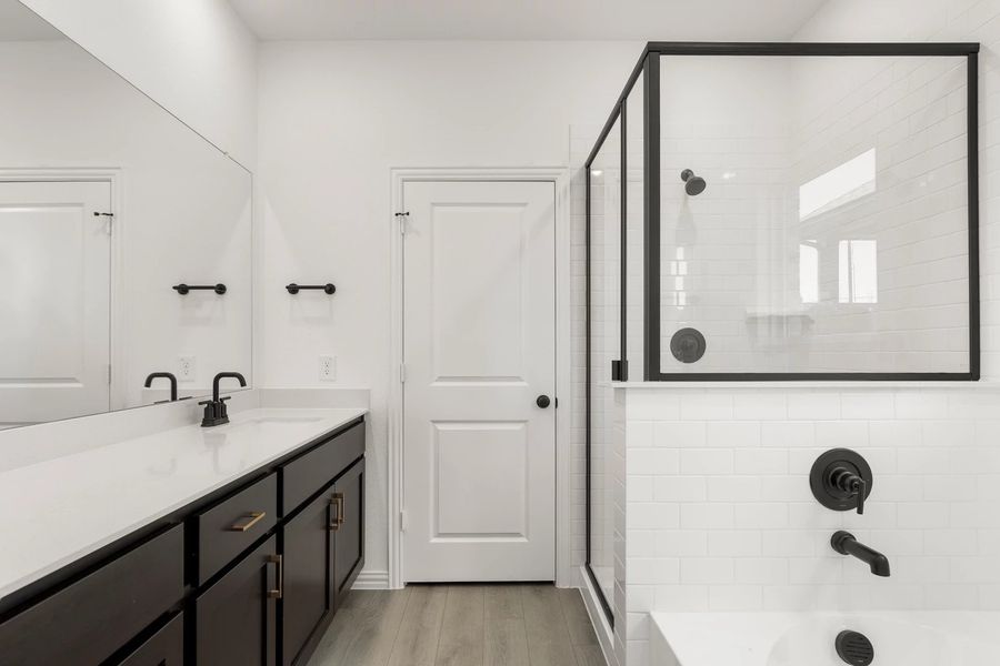 Primary Bathroom featuring the Oxford Collection