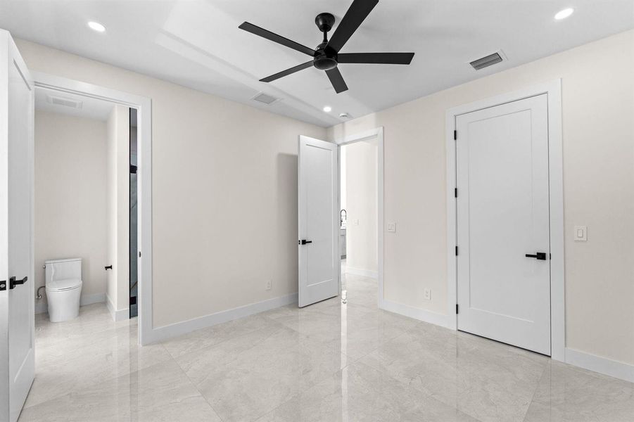 36-web-or-mls-A7405128