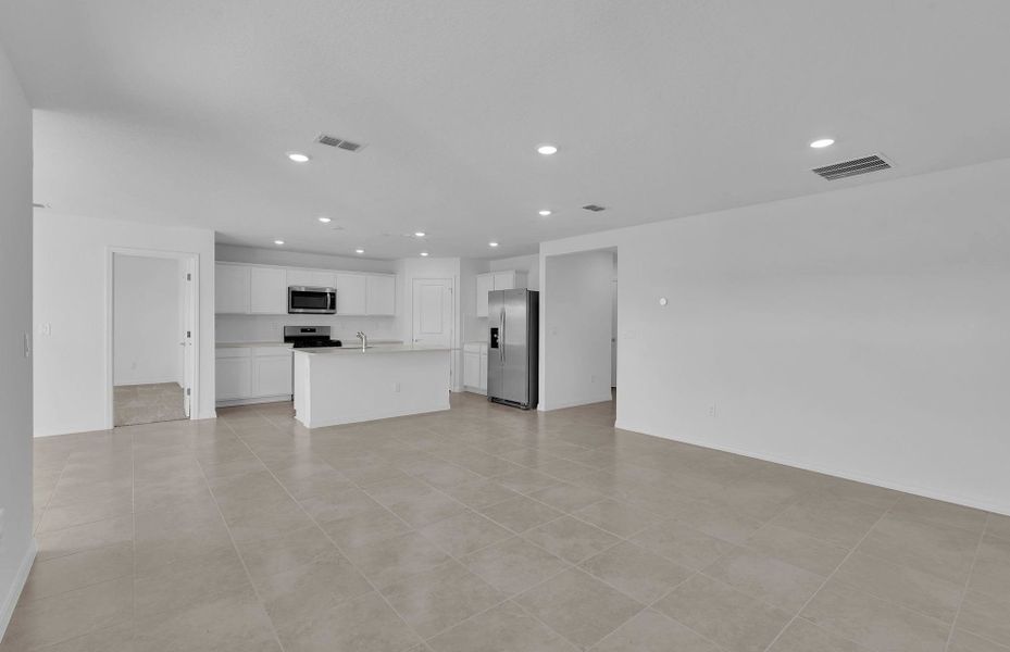 Spacious, unfurnished interior of a new home in Wells Landing, Jacksonville (Image 15). Spacious, unfurnished interior of a new home in Wells Landing, Jacksonville (Image 15).