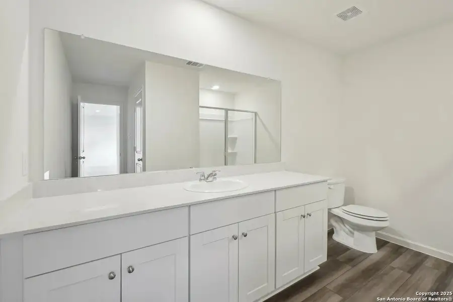 Furnished interior view inside a new home in Saddlebrook Ranch, Schertz (Image 5).