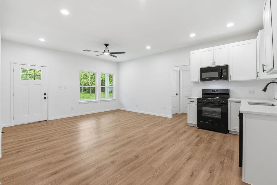 Open kitchen ideal for entertaining