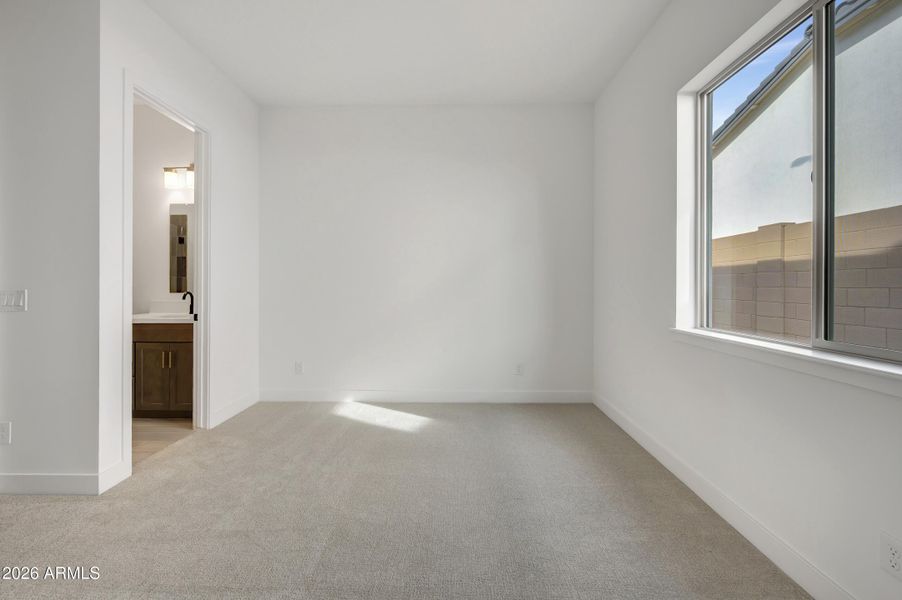 L163-HDR025 L163-HDR025