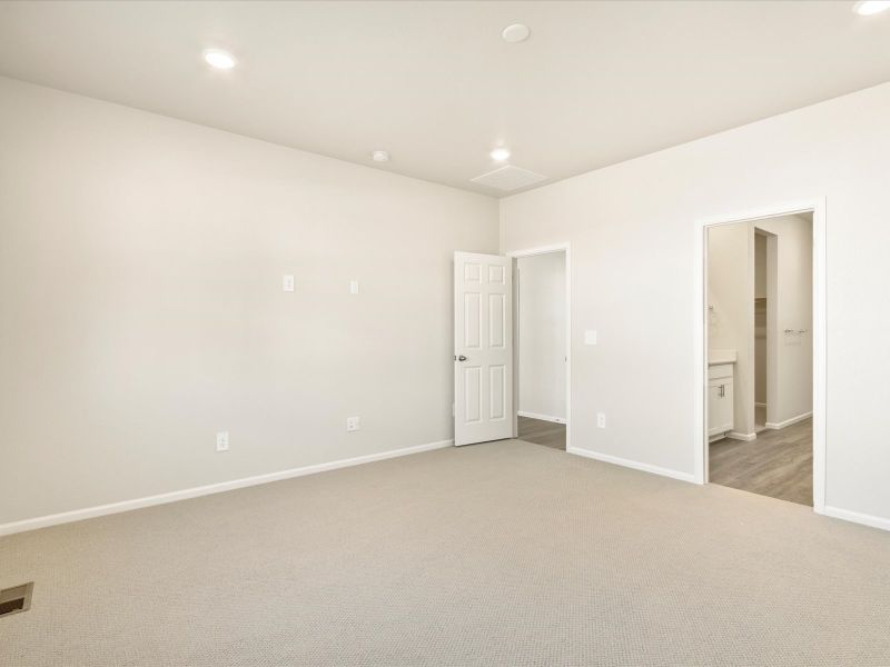 The Cherry Creek floorplan interior image taken at a Meritage Homes community in Northern Colorado.