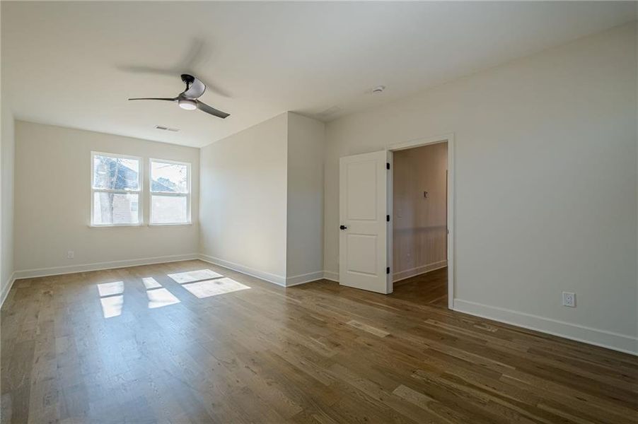 Spacious, unfurnished interior of a new home in , Powder Springs (Image 25). Spacious, unfurnished interior of a new home in , Powder Springs (Image 25).