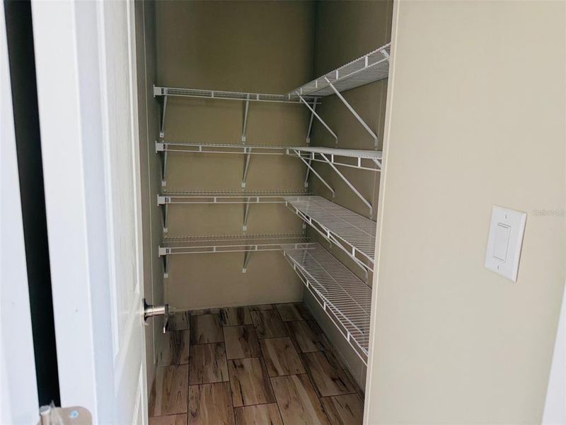 Spacious, unfurnished interior of a new home in , Live Oak (Image 5).