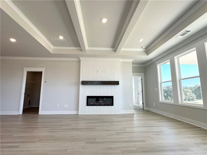 Spacious, unfurnished interior of a new home in Summerlin, Winder (Image 119).