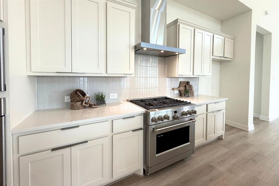 Furnished interior view inside a new home in Sweetgrass, Haslet (Image 13).