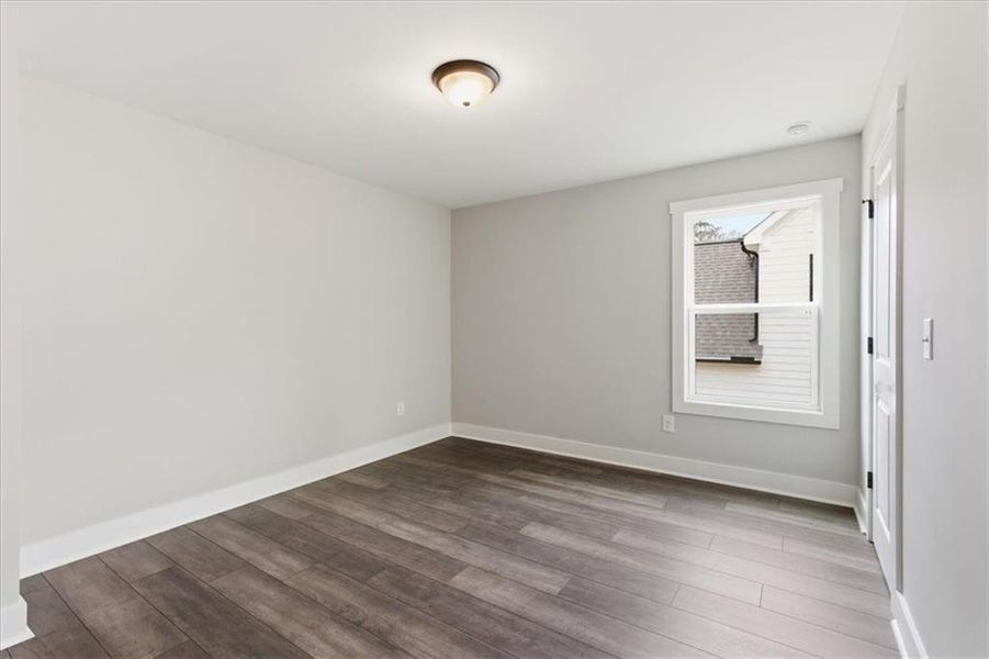 Spacious, unfurnished interior of a new home in Ferguson Corners, Emerson (Image 19).