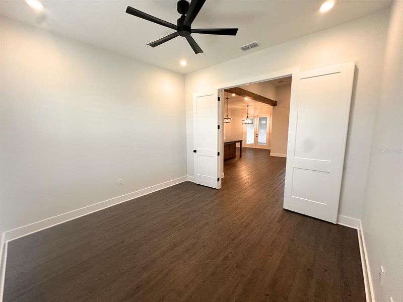 Spacious, unfurnished interior of a new home in , Winter Haven (Image 36).