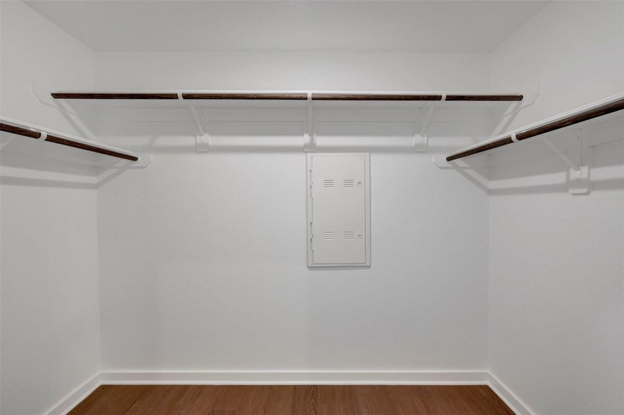 Spacious, unfurnished interior of a new home in Summerview, Fulshear (Image 34). Spacious, unfurnished interior of a new home in Summerview, Fulshear (Image 34).