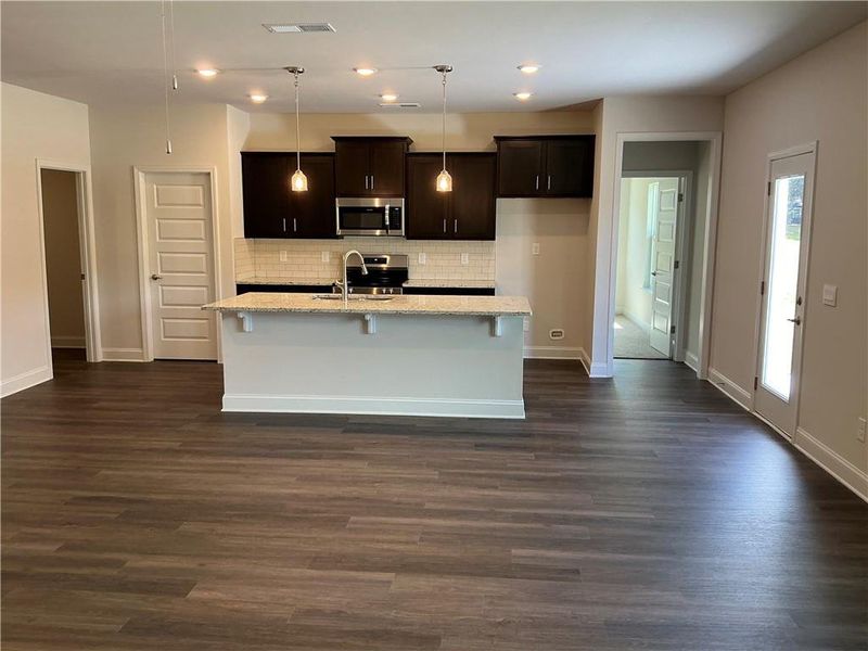 Spacious, unfurnished interior of a new home in Park Place, Bowdon (Image 13). Spacious, unfurnished interior of a new home in Park Place, Bowdon (Image 13).