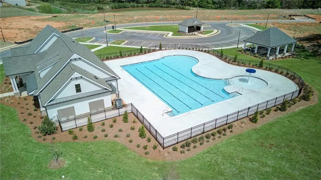 Community amenities in Summerlin, Winder (Image 30).