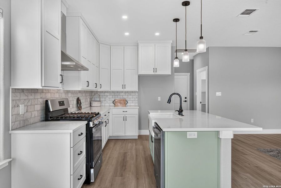 Furnished interior view inside a new home in , Kerrville (Image 17).