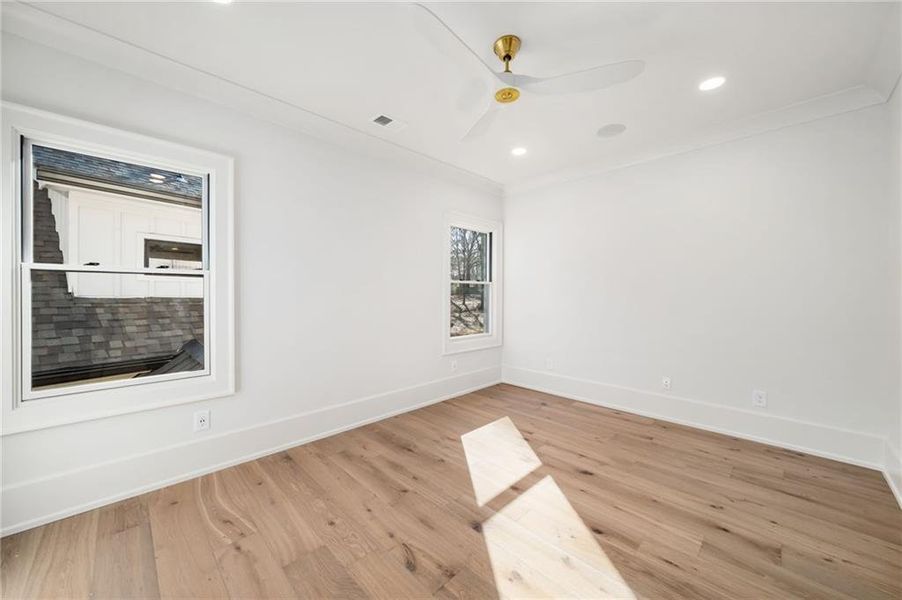 Spacious, unfurnished interior of a new home in , Alpharetta (Image 24).