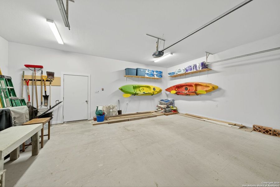 Community amenities in , Brackettville (Image 27). Community amenities in , Brackettville (Image 27).