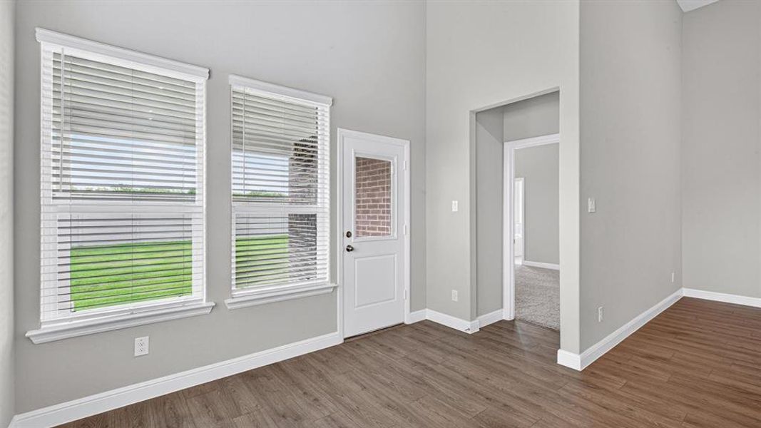 Spacious, unfurnished interior of a new home in Treeline, Justin (Image 25).