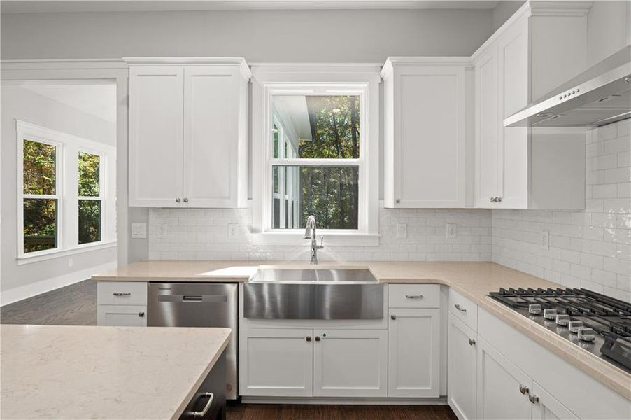 Furnished interior view inside a new home in Chattahoochee Reserve, Cumming (Image 16). Furnished interior view inside a new home in Chattahoochee Reserve, Cumming (Image 16).