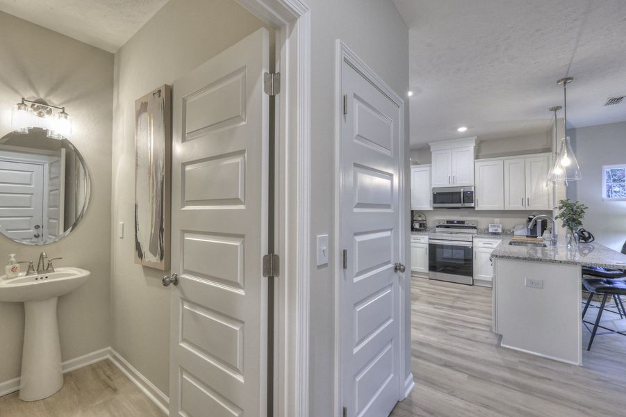 Furnished interior view inside a new home in Legacy Preserve, Tullahoma (Image 23). Furnished interior view inside a new home in Legacy Preserve, Tullahoma (Image 23).
