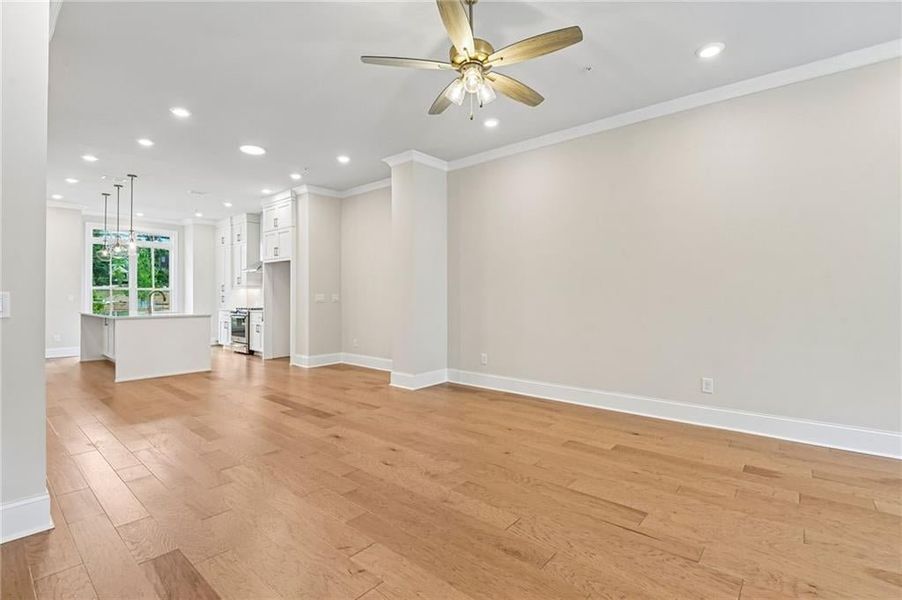Spacious, unfurnished interior of a new home in Byers Park, Alpharetta (Image 19).