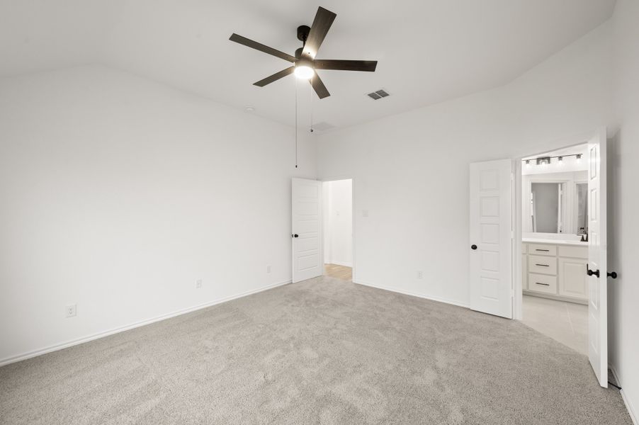 Spacious, unfurnished interior of a new home in Chisholm Hills, Cleburne (Image 20). Spacious, unfurnished interior of a new home in Chisholm Hills, Cleburne (Image 20).