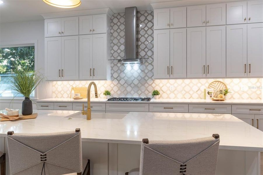 Furnished interior view inside a new home in , Orlando (Image 40).