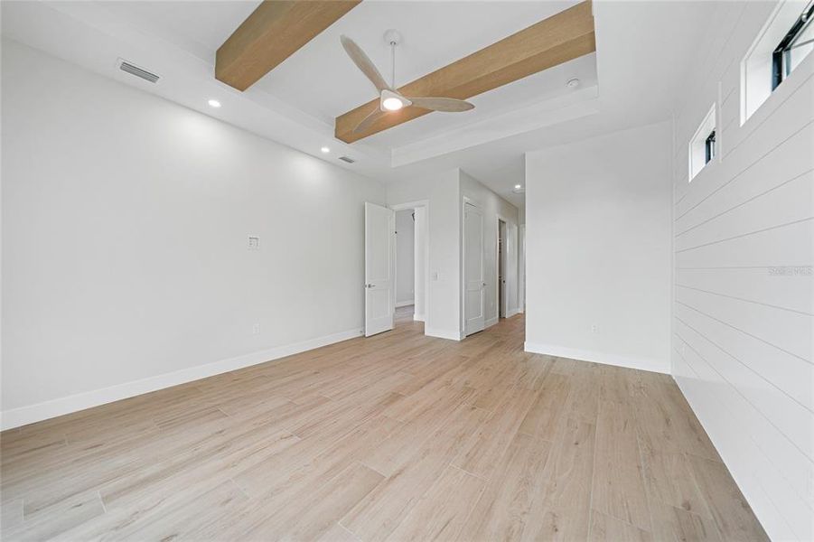 Spacious, unfurnished interior of a new home in , Punta Gorda (Image 35). Spacious, unfurnished interior of a new home in , Punta Gorda (Image 35).