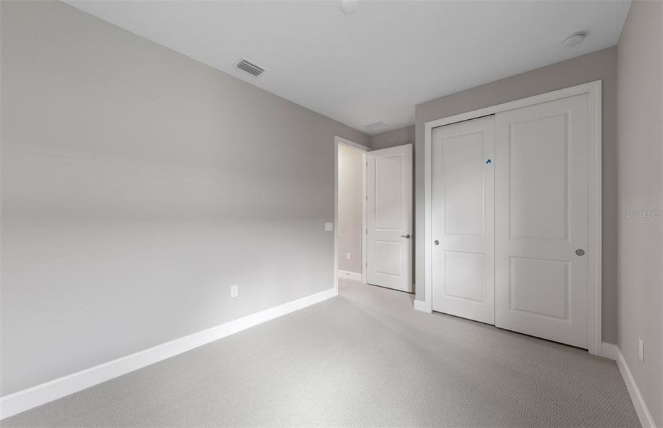 Spacious, unfurnished interior of a new home in , North Port (Image 20).